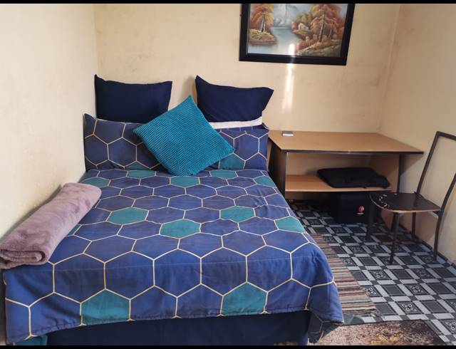 2 BEDROOM HOUSE FOR SALE IN TSAKANE